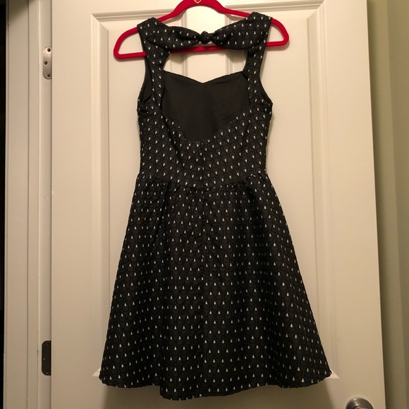 Boutique Retro Skater Dress - Picture 4 of 8